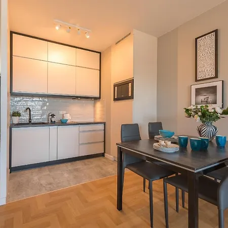 Konstruktorska P&o Serviced * Warszawa